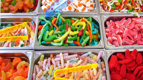Food waste & sugar content top UK eating habit concerns, research reveals