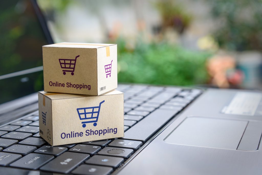 Covid-19: Online grocery sales plummet for the first time on record