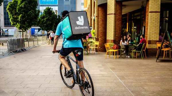 Which supermarkets are available on Deliveroo?