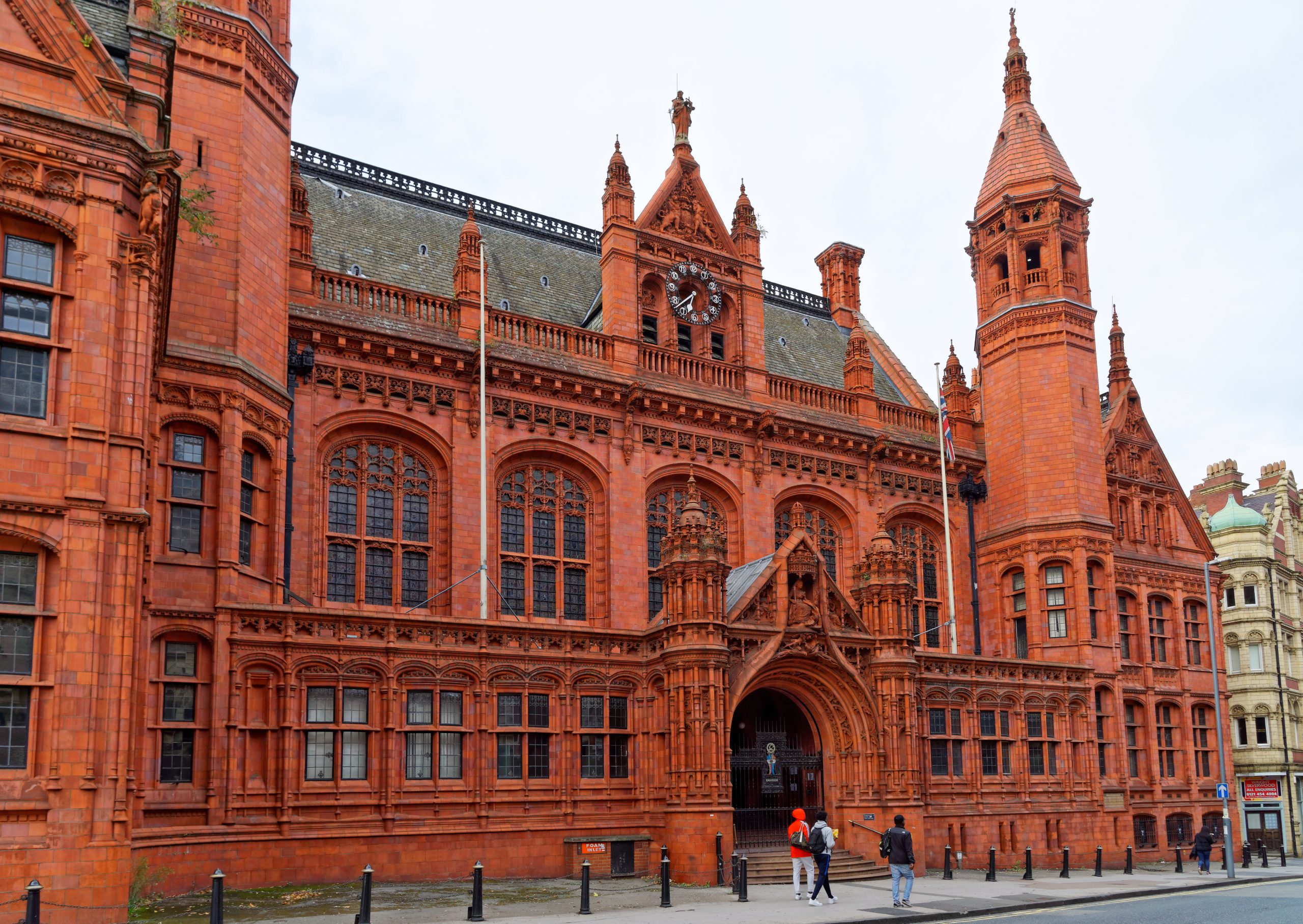 Birmingham supermarket fined £2k for Covid-19 price-hiking