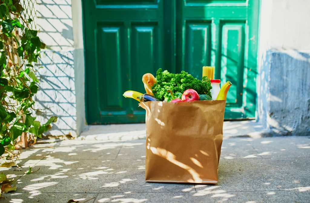 Dija holds buyout talks with grocery goliaths