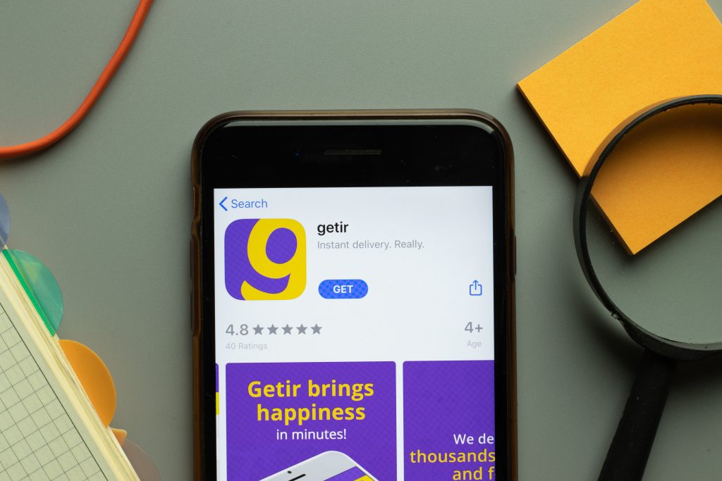 Getir has sued UK advertising agency Enjoy Media, claiming that it placed fewer Getir adverts on London taxis than agreed. 