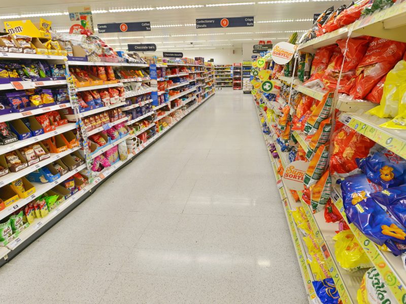 Supermarkets face tax ‘tsunami’ from food report