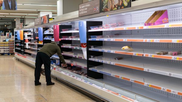 Hot weather creates ‘perfect storm’ for supermarkets