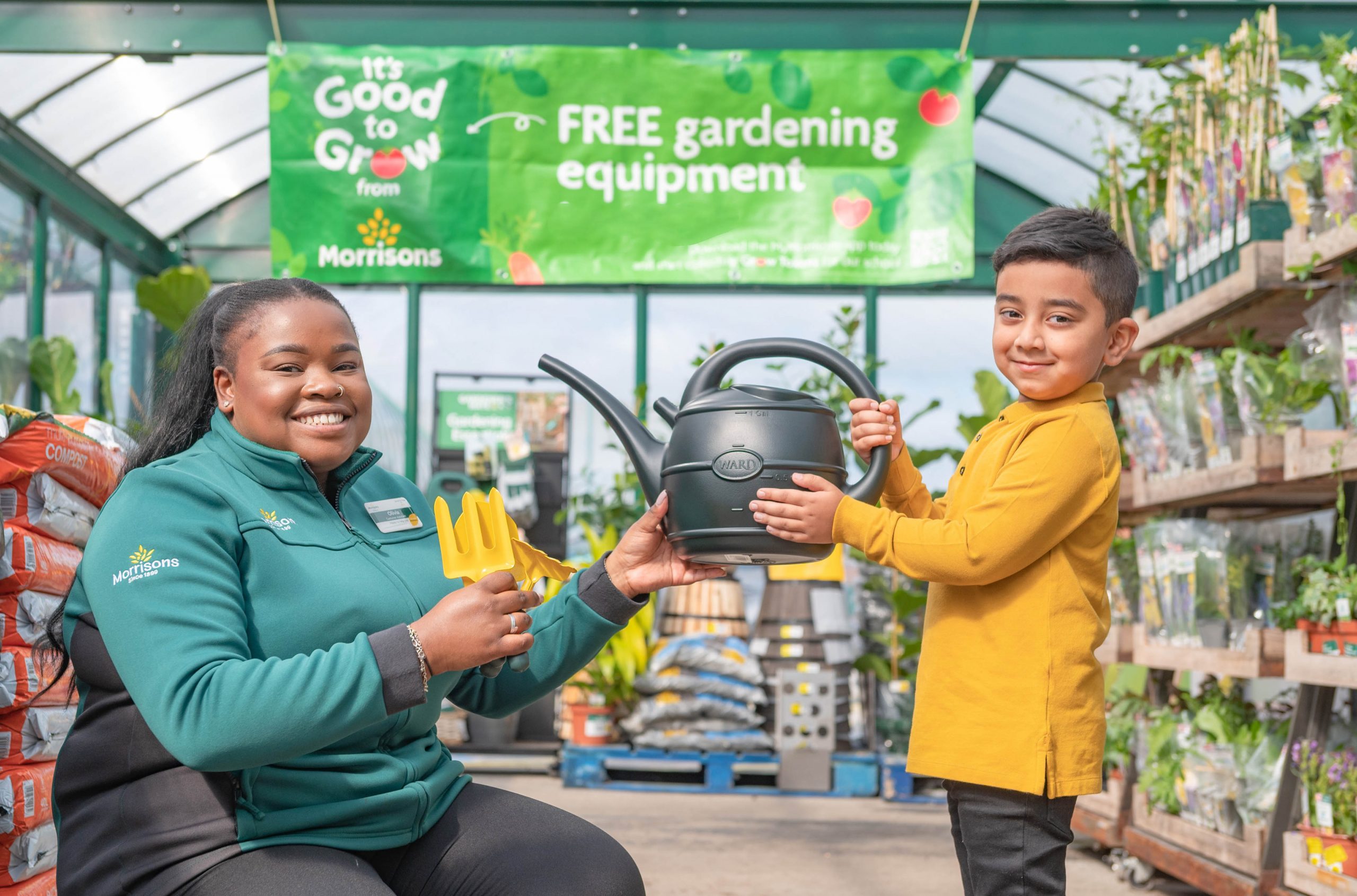Morrisons donates gardening equipment to schools