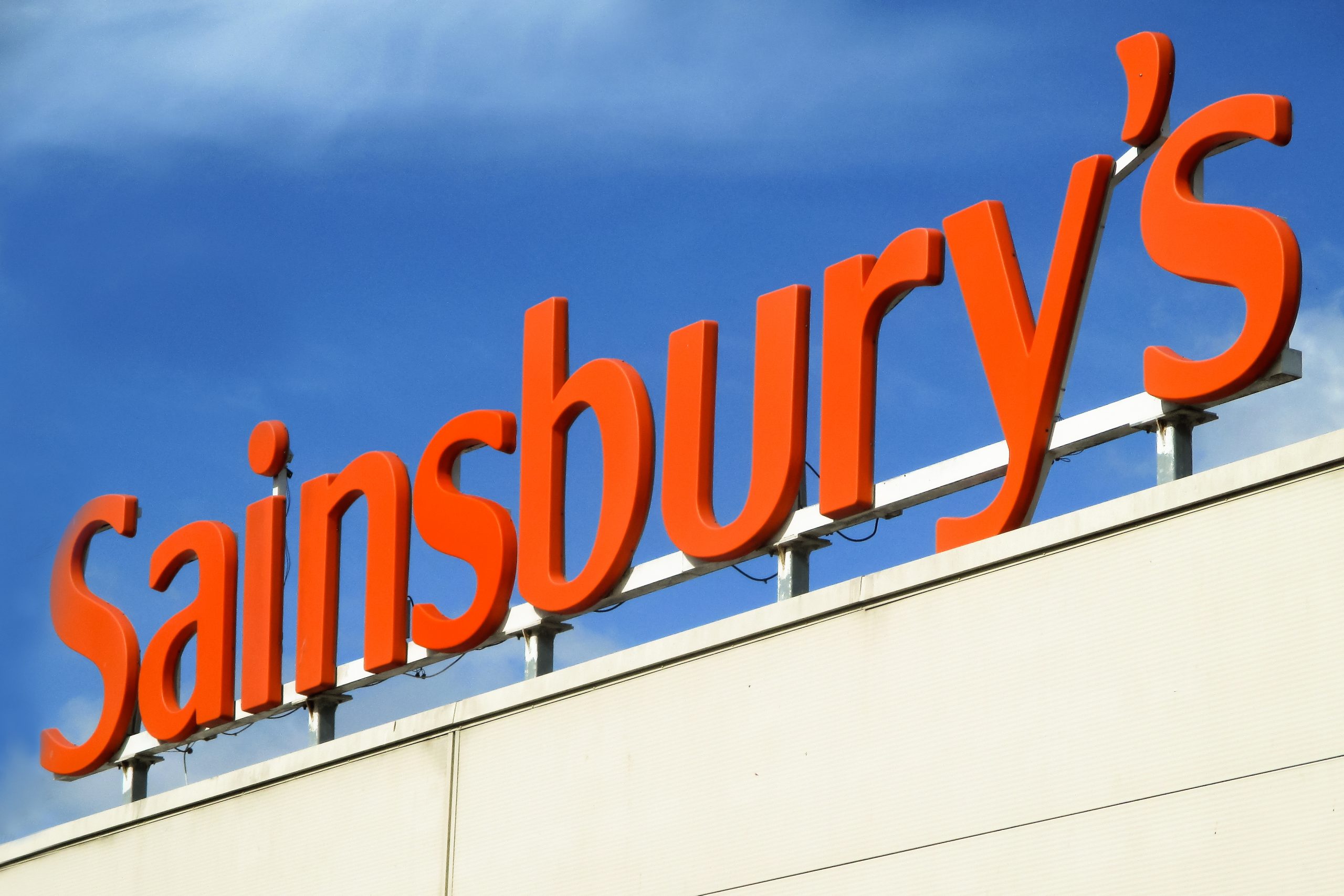 Sainsbury’s & Asda throw lifeline to collapsing distributor