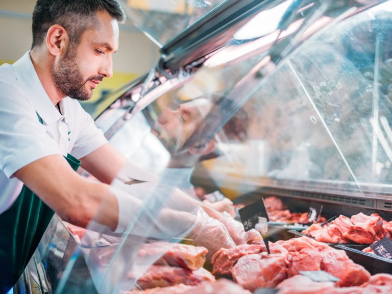 Hundreds of additional temporary visas for foreign butchers have been announced by the government as part of a package of support following calls from the industry to intervene over labour shortages.