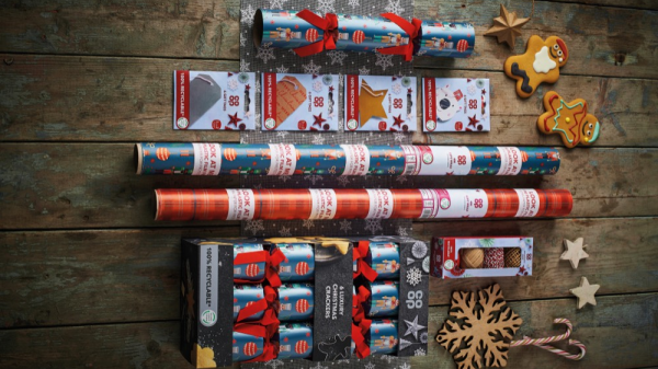 The Co-op has announced it will be removing all plastic from its 2021 Christmas gifting range.  