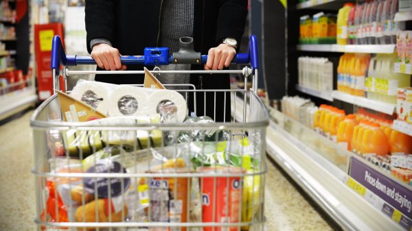 Replacing the horizontal trolley grip with vertical handles, like those on a wheelbarrow, could prompt shoppers to dramatically up their spending