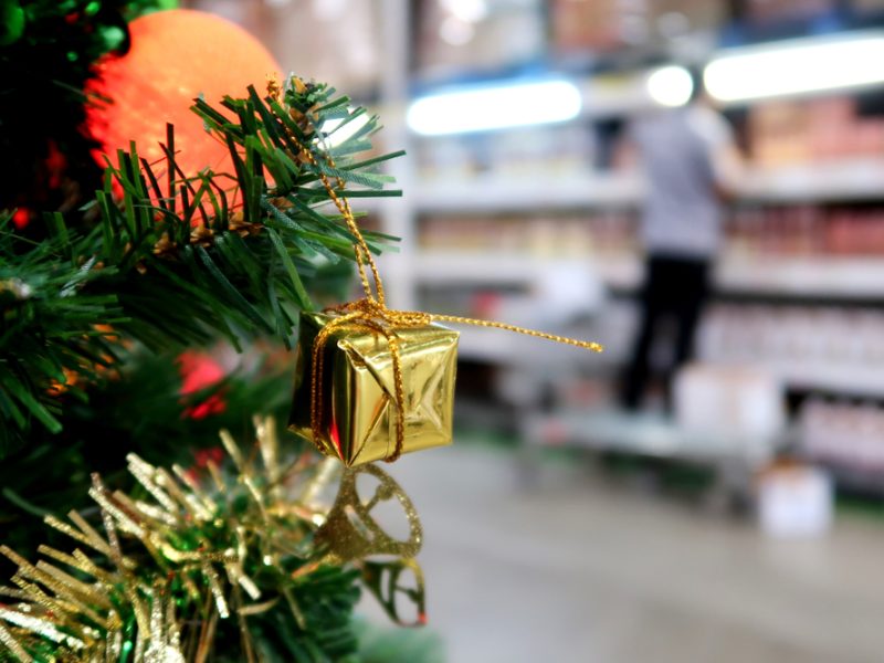 Christmas promises to be a season of opportunity for job seekers, with more than 26,000 temporary roles currently on offer, according to new research.