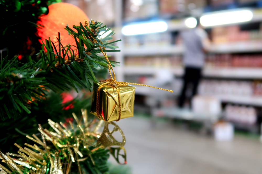 Christmas promises to be a season of opportunity for job seekers, with more than 26,000 temporary roles currently on offer, according to new research.