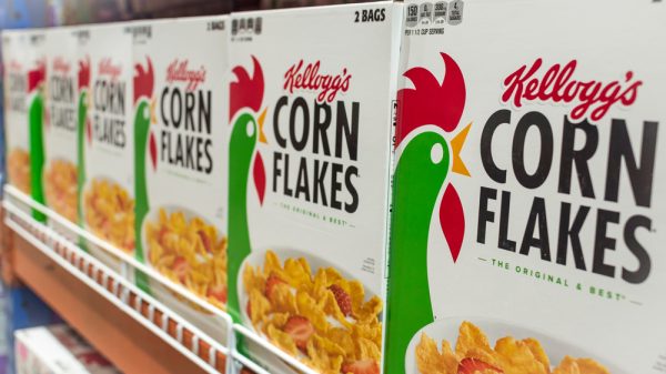 Kellogg’s has announced it is trialling fully recyclable packaging for its Corn Flakes, with recyclable paper replacing its plastic inner liner.