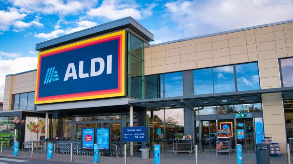 An Aldi supermarket store front on a sunny day.