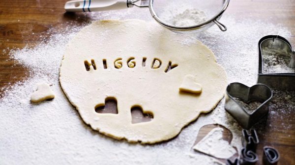Higgidy logo printed in pastry
