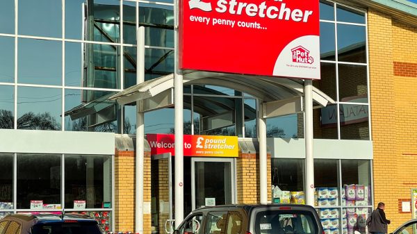 Poundstretcher store front