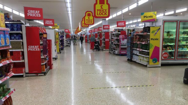 Sainsbury's price lock campaign shrinks
