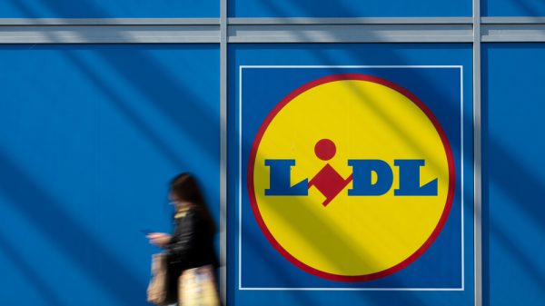 Lidl store sign