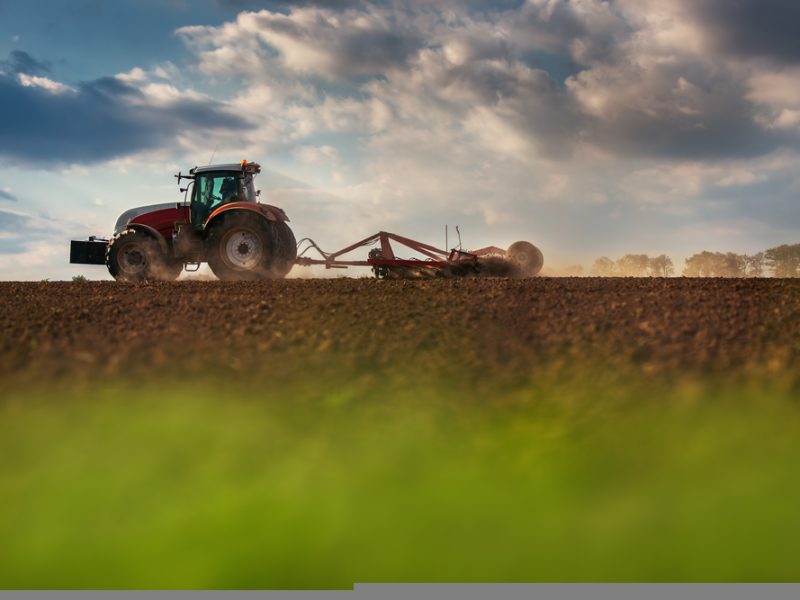 Farming re bosses call on supermarkets to pay fair prices