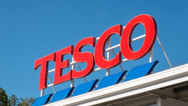 Tesco salaried workers take pay cut