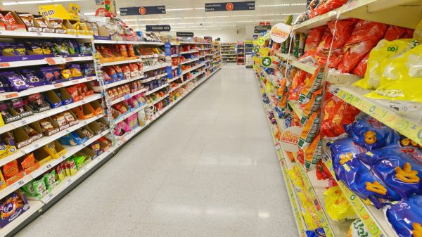 Supermarket aisle retail