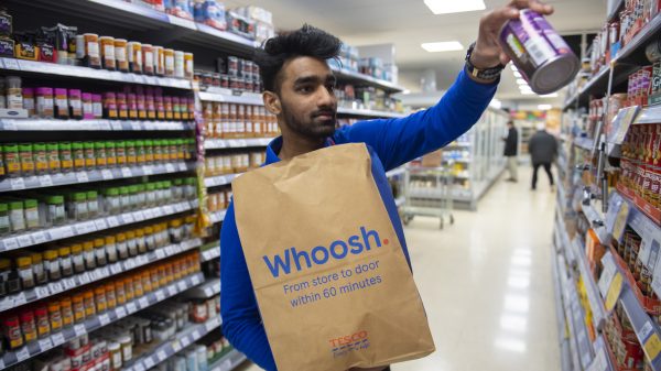 Tesco slashes Whoosh delivery price