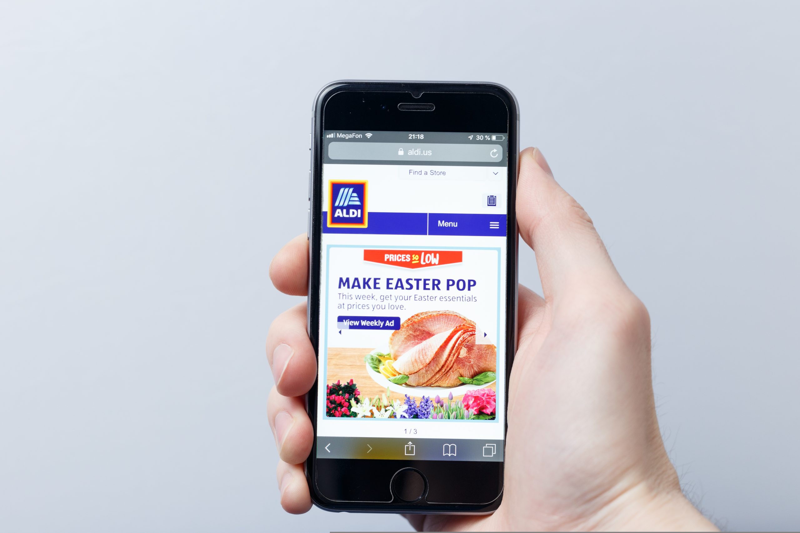 Aldi and M&S have topped the list for the most engaging social media posts over Christmas, new data has revealed.