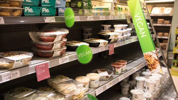 Vegan aisle supermarket - re 2023 food trends
