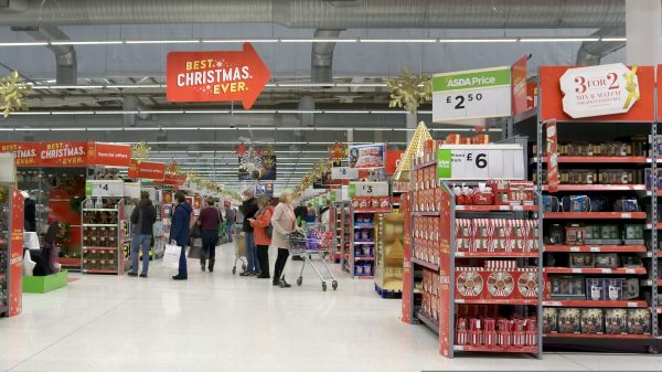 Leading UK supermarkets have accounted for more than two thirds of all spending over the festive season, new figures have shown.
