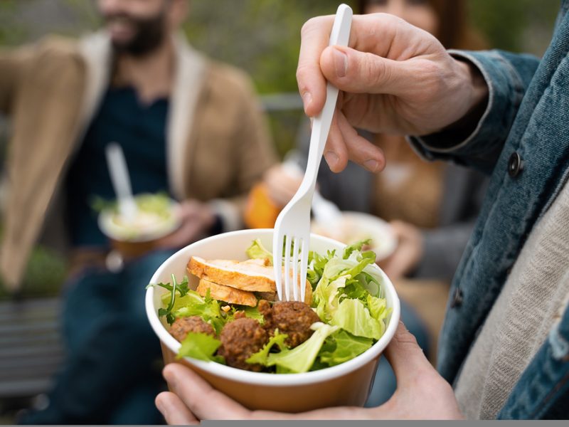 Single-use plastic cutlery
