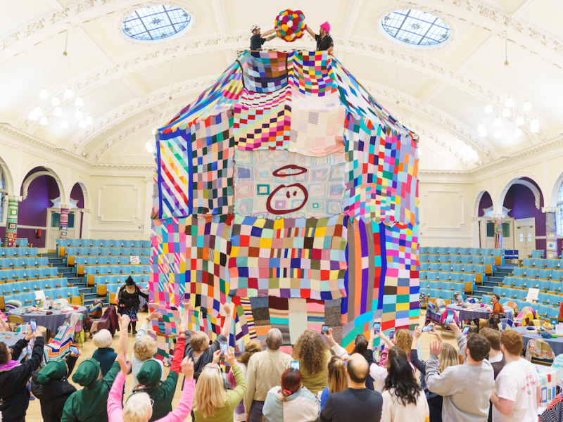 Hundreds of people have gathered to knit the UK’s largest hat to celebrate the 20th anniversary of Innocent Drinks’ long-standing initiative The Big Knit, in support of Age UK.