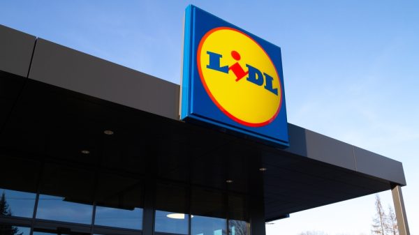 Lidl UK store sign