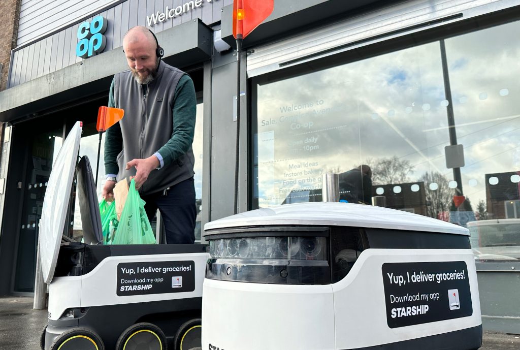 The Co-op is rolling out autonomous grocery delivery robots across Greater Manchester today through its partnership with Starship Technologies and Trafford Council.