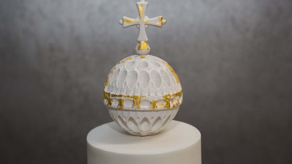 Pladis coronation cake