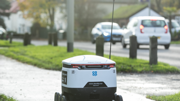 Co-op delivery robot