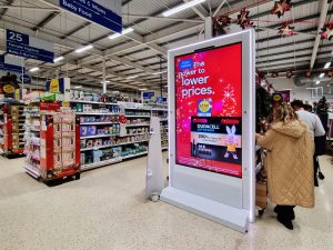 Tesco has launched a major expansion of its in-store digital advertising network, marked by the rollout of its 1,800th in-store screen., depicting here a Tesco store