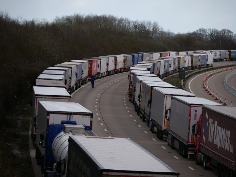 Lorries at Dover crossing - re food delivery delays