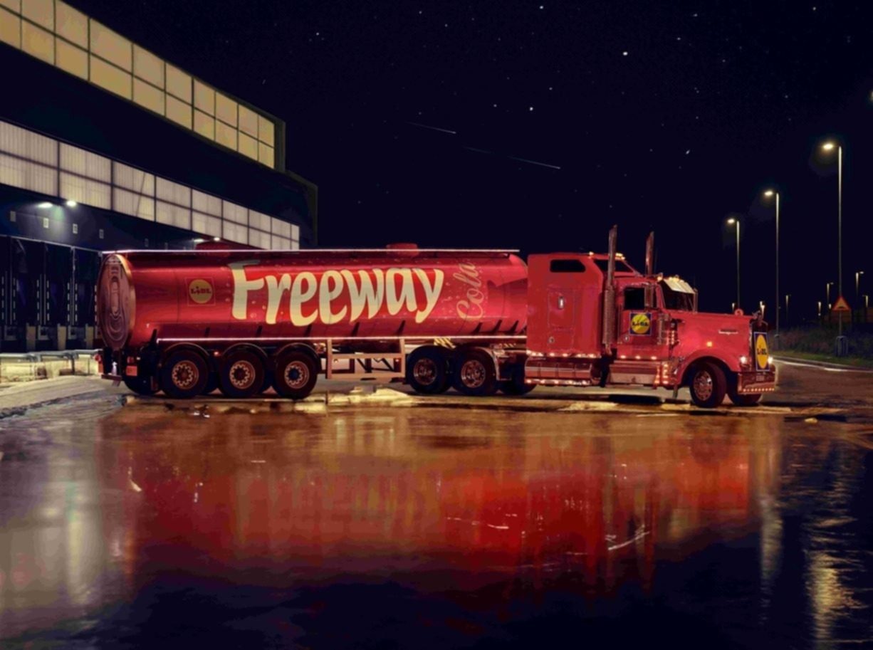 Lidl Christmas truck