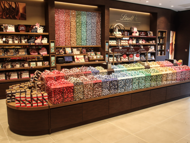 Lindt is to open its latest UK chocolate shop this week, adding to its growing store estate with a new site in the Cotswolds Designer Outlet.