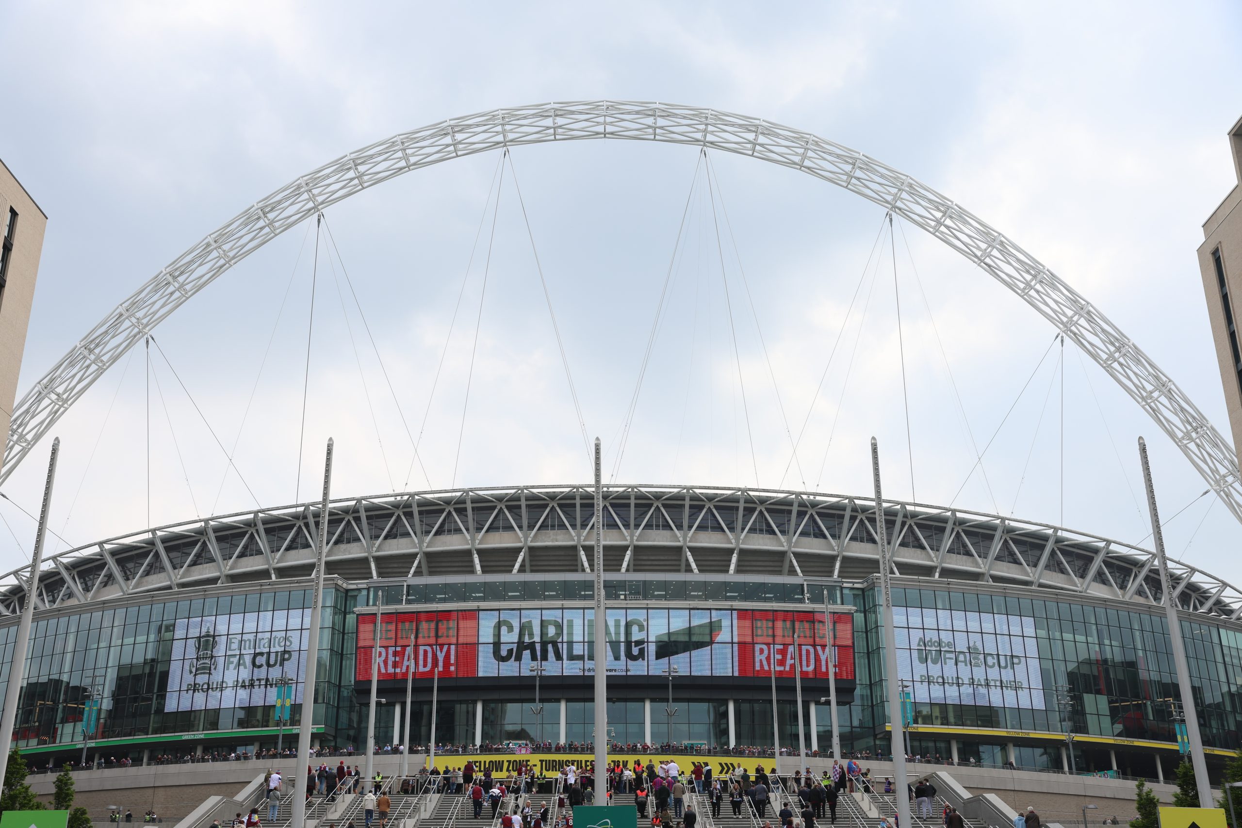 Carling has renewed its deal as the Official Beer Partner of the Emirates FA Cup and Adobe Women’s FA Cup, extending the partnership until at least 2027.